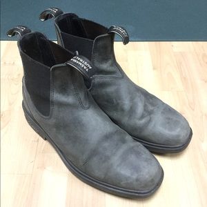 Blundstone chiseled boot